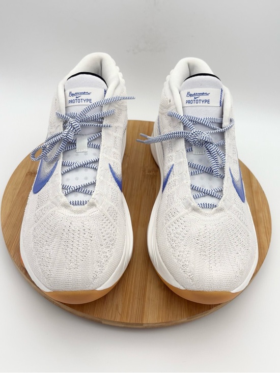 Athletic_Shoes
